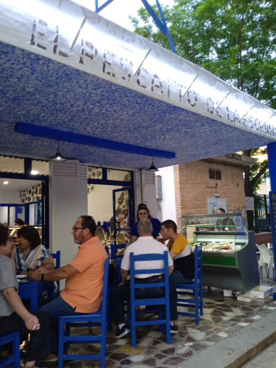 Traspaso de bar freiduría en Plaza del Polo, Sevilla