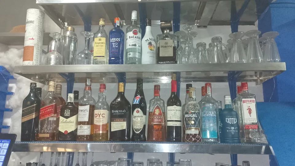 Traspaso de bar freiduría en Plaza del Polo, Sevilla