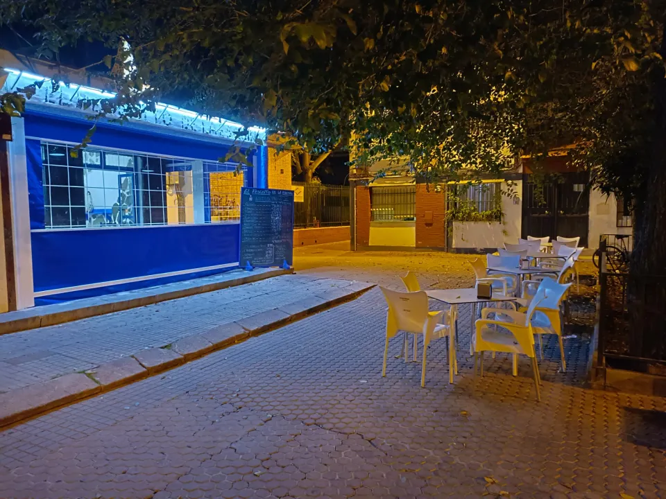 Traspaso de bar freiduría en Plaza del Polo, Sevilla
