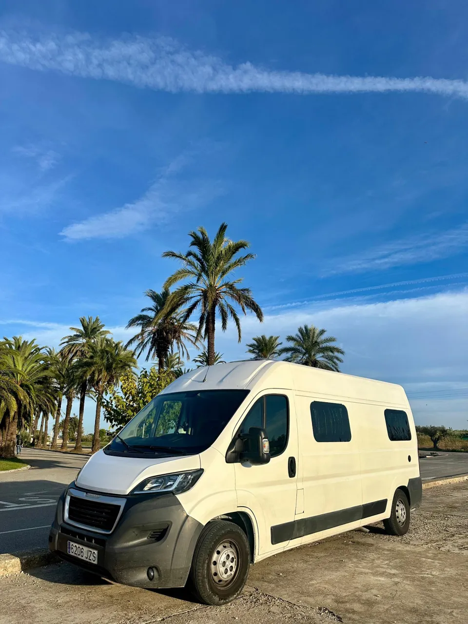Traspaso de empresa de alquiler de furgonetas camper en AVDA. LA LLANA, Rubí