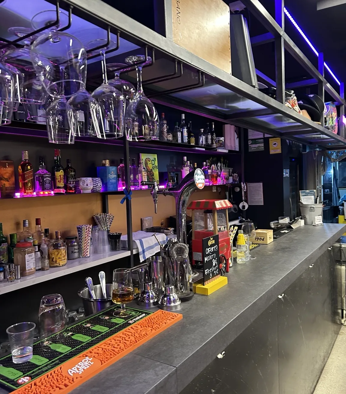 Traspaso de bar restaurante en Carrer Rodés en Sant Josep, L’Hospitalet de Llobregat