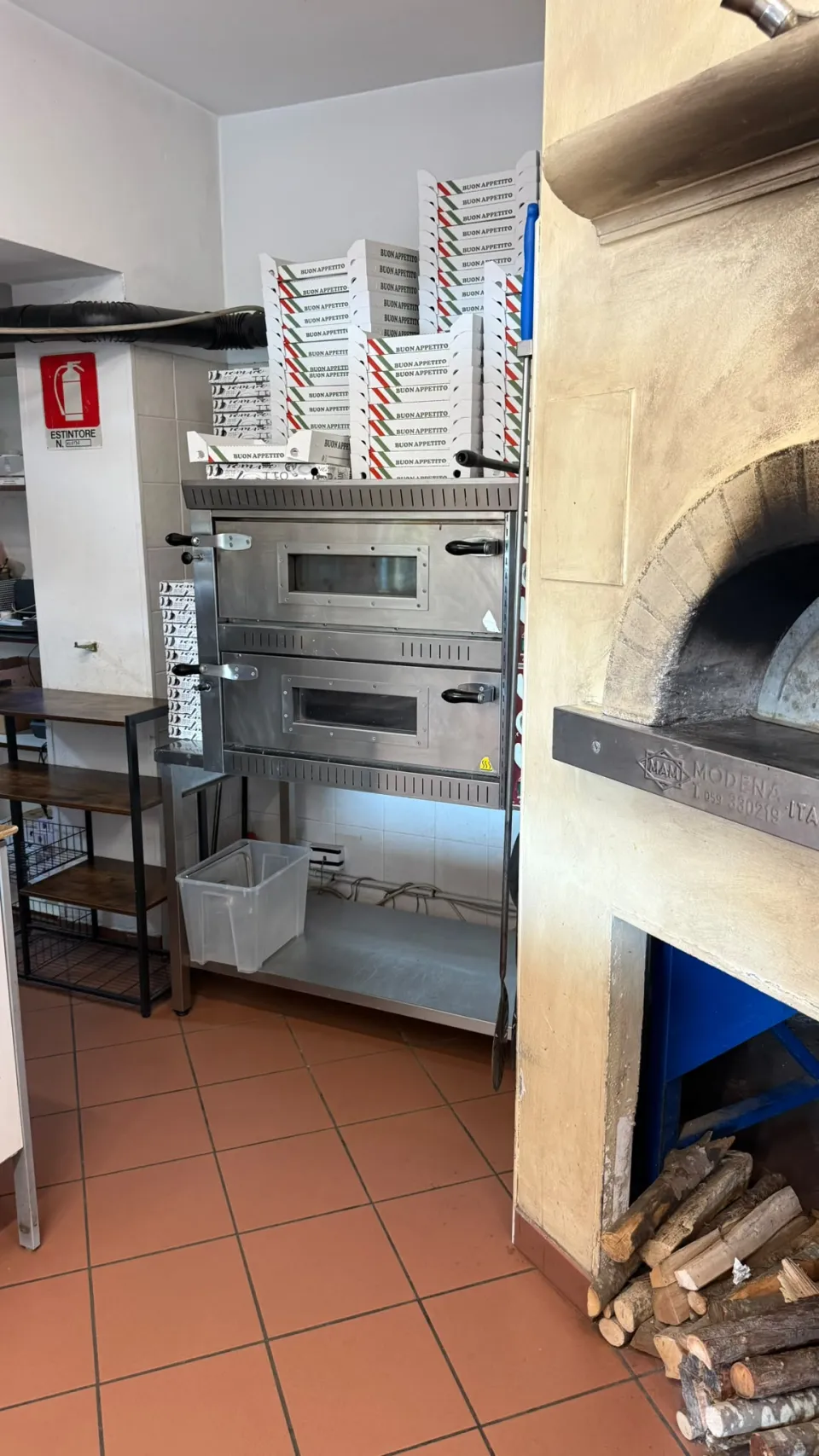 Traspaso de pizzería para llevar en Via G. Garibaldi, Cava Manara