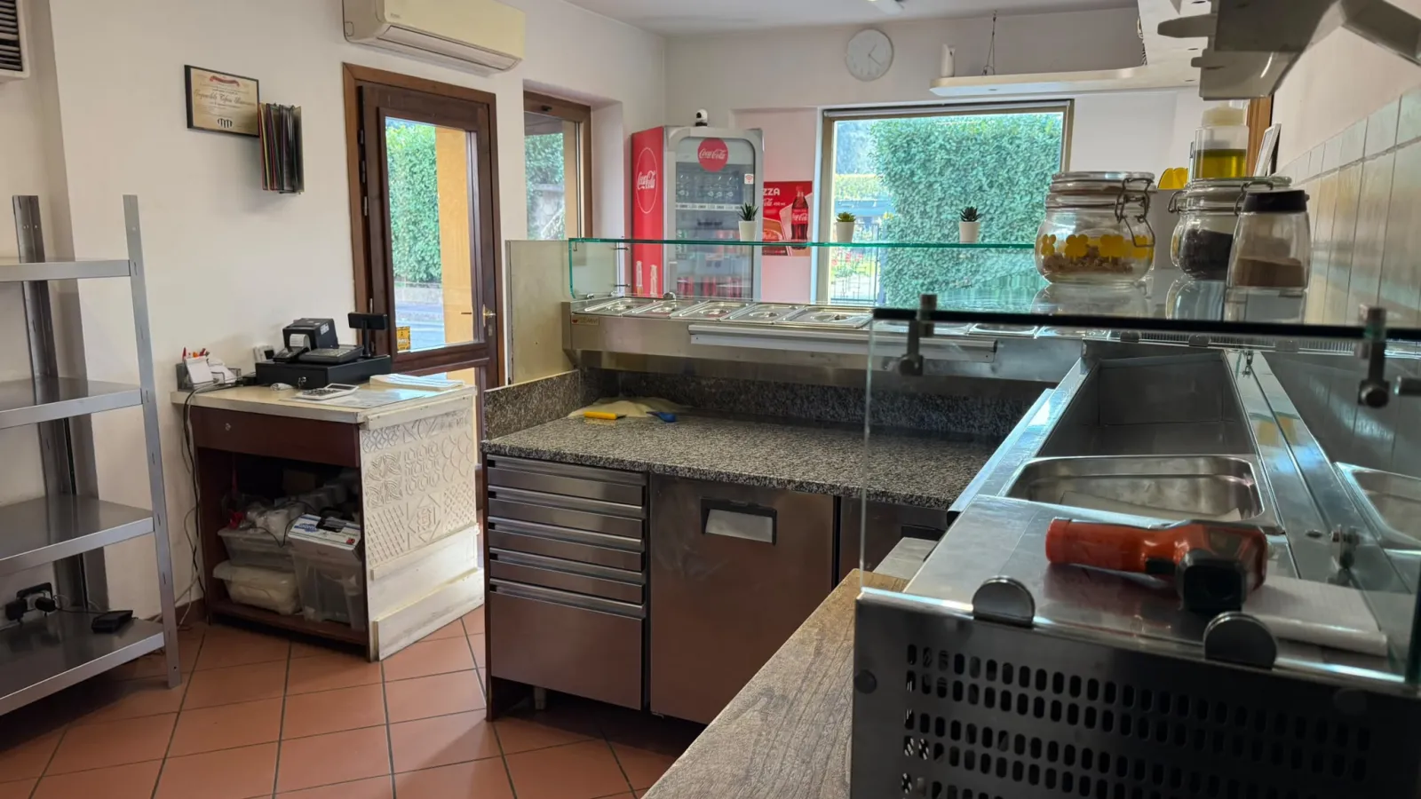 Traspaso de pizzería para llevar en Via G. Garibaldi, Cava Manara